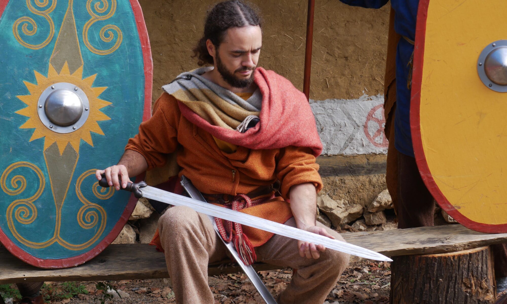 gaulois guerrier lancier épée